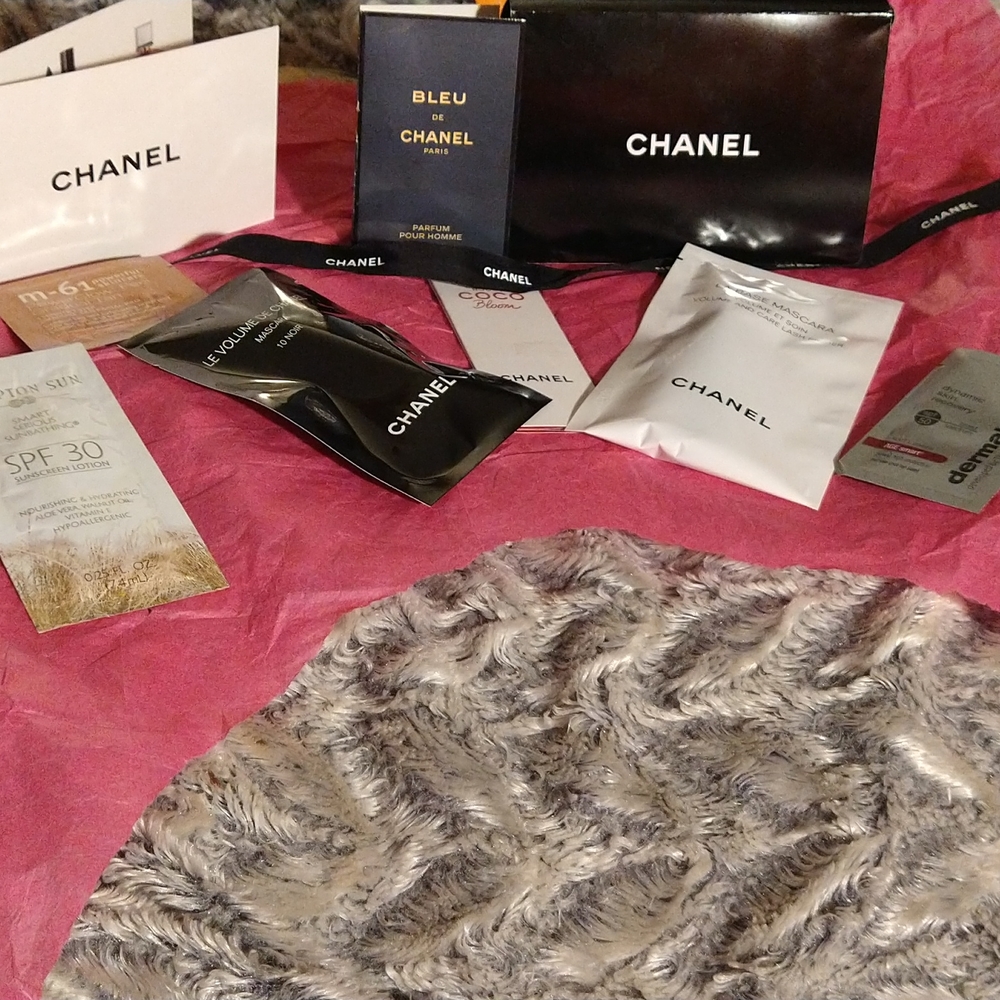 Chanel box 10pc.